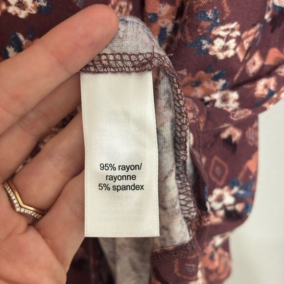 NWT Maurice’s Soft Jersey Long Sleeve Floral Scoop Neck Tee - Size 3X - Picture 4 of 6